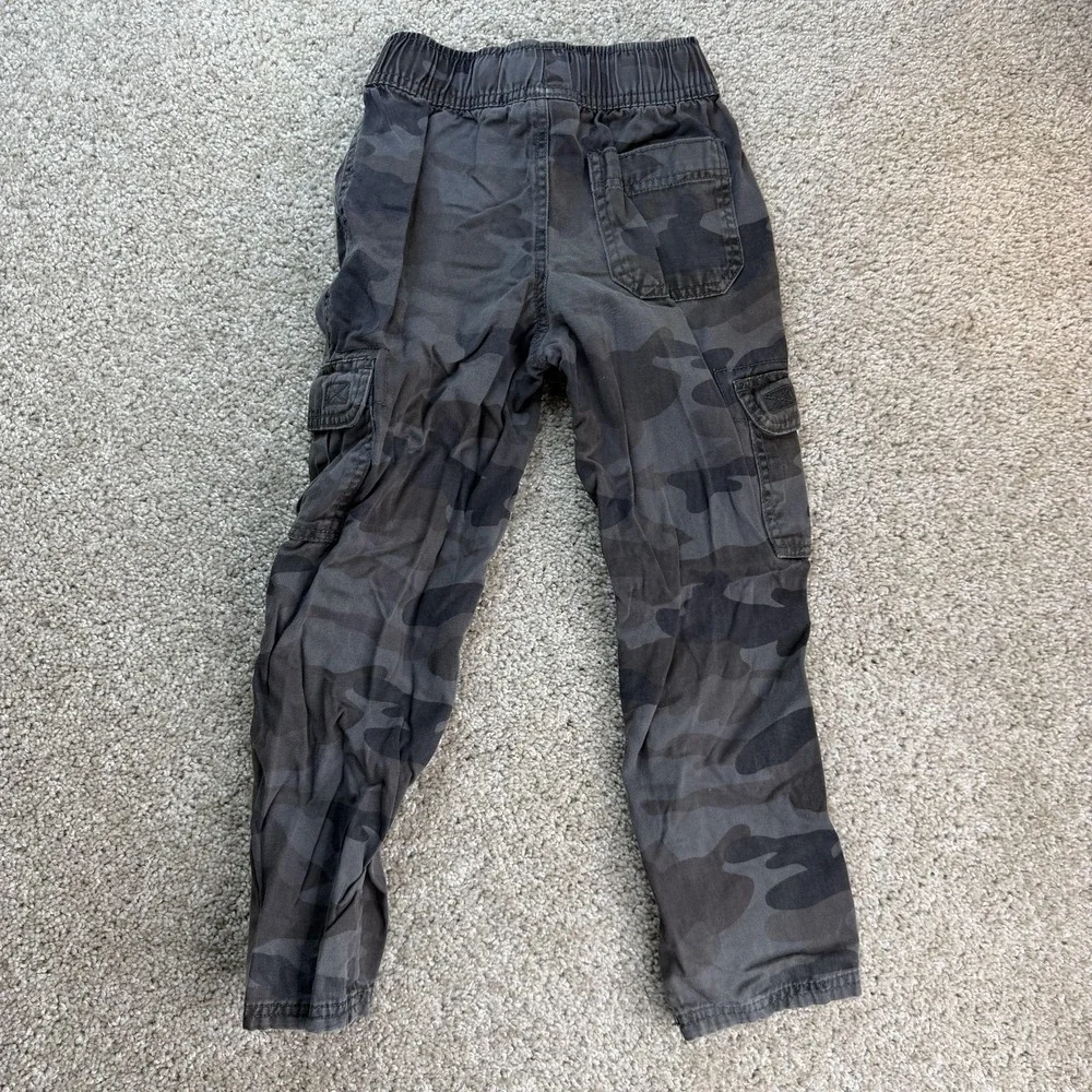 The Children's Place Cargo Pants Boys 6 Gray Camo Elastic Waist Twill Pockets